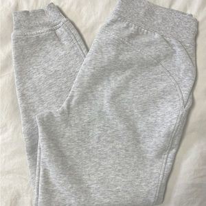 Lululemon Scuba High-Rise Jogger
